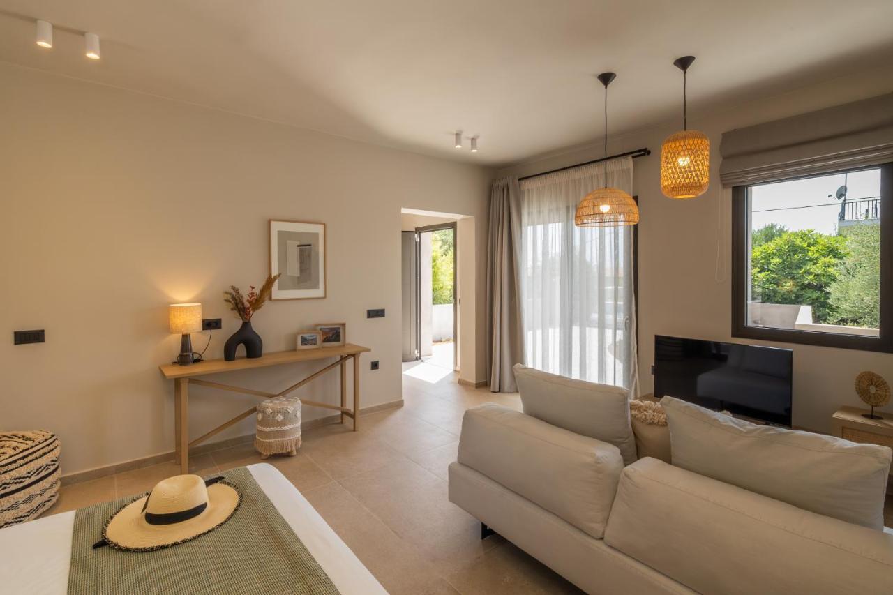 Topos Suites 라시 외부 사진