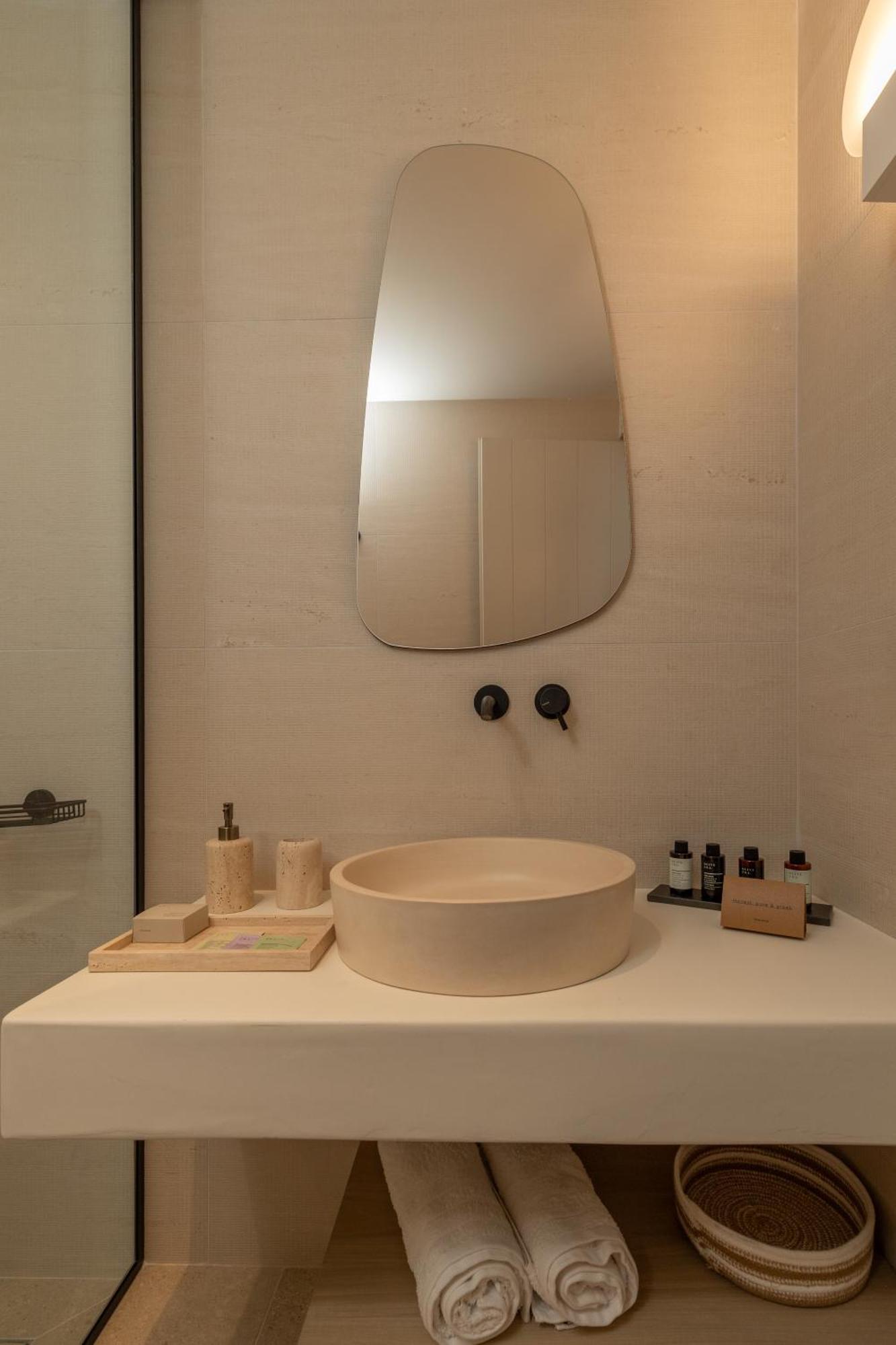 Topos Suites 라시 객실 사진